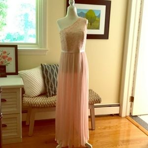 David's Bridal Petal Pink Bridesmaid Dress